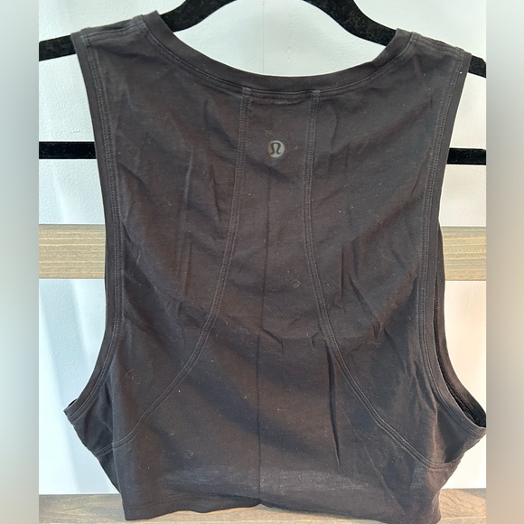 Lululemon Muscle tank - Picture 2 of 3